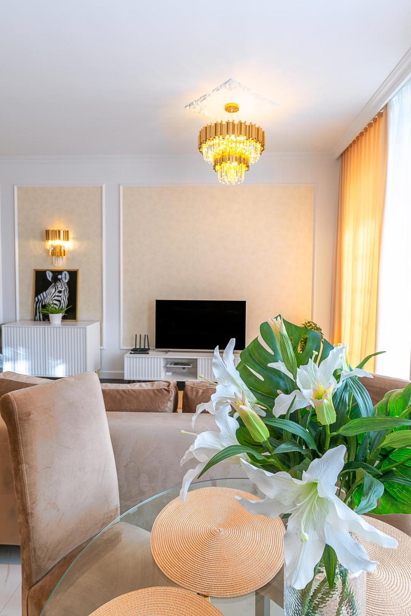 Apartament Versace Jana Pawla Wrocław Exteriör bild