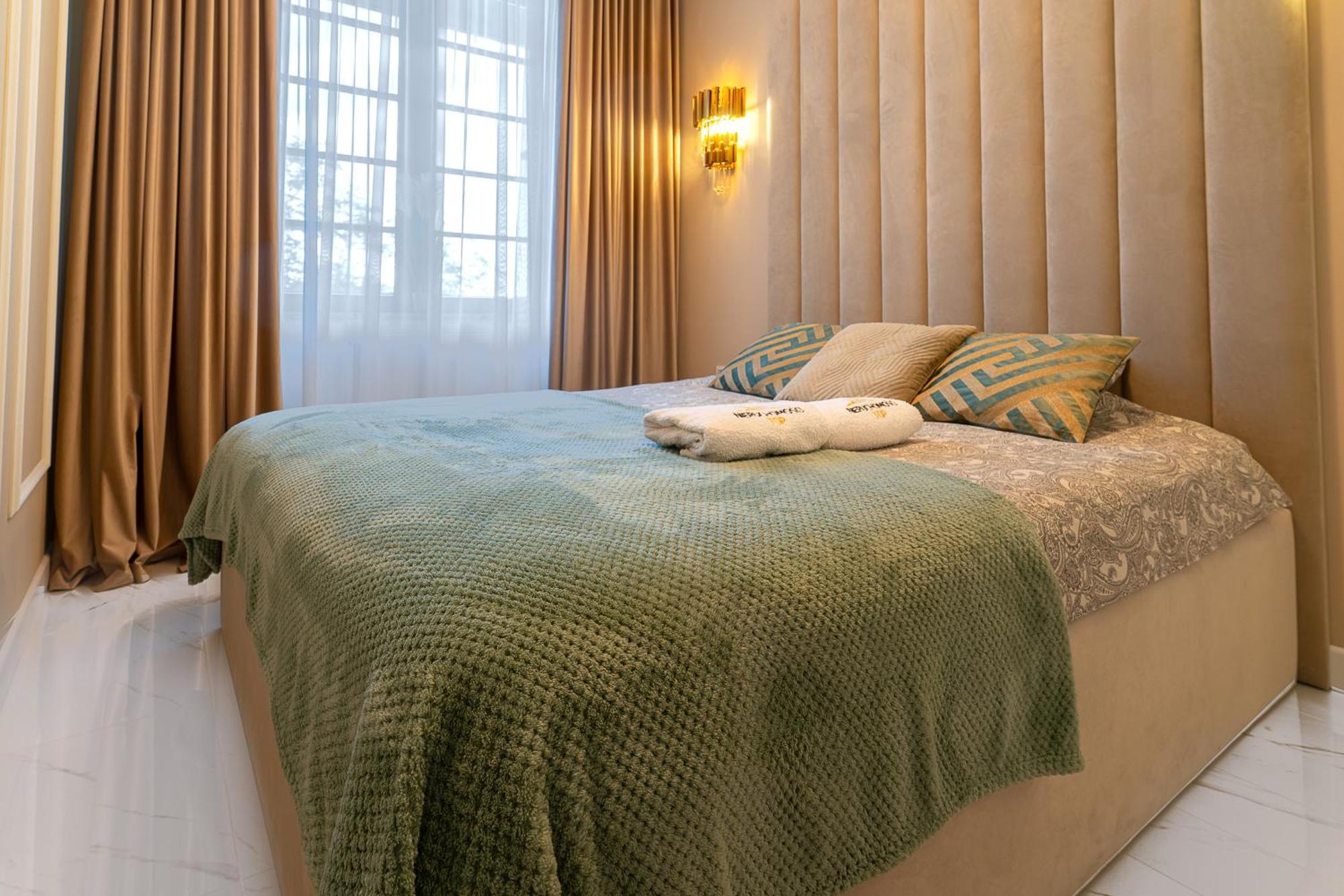 Apartament Versace Jana Pawla Wrocław Exteriör bild