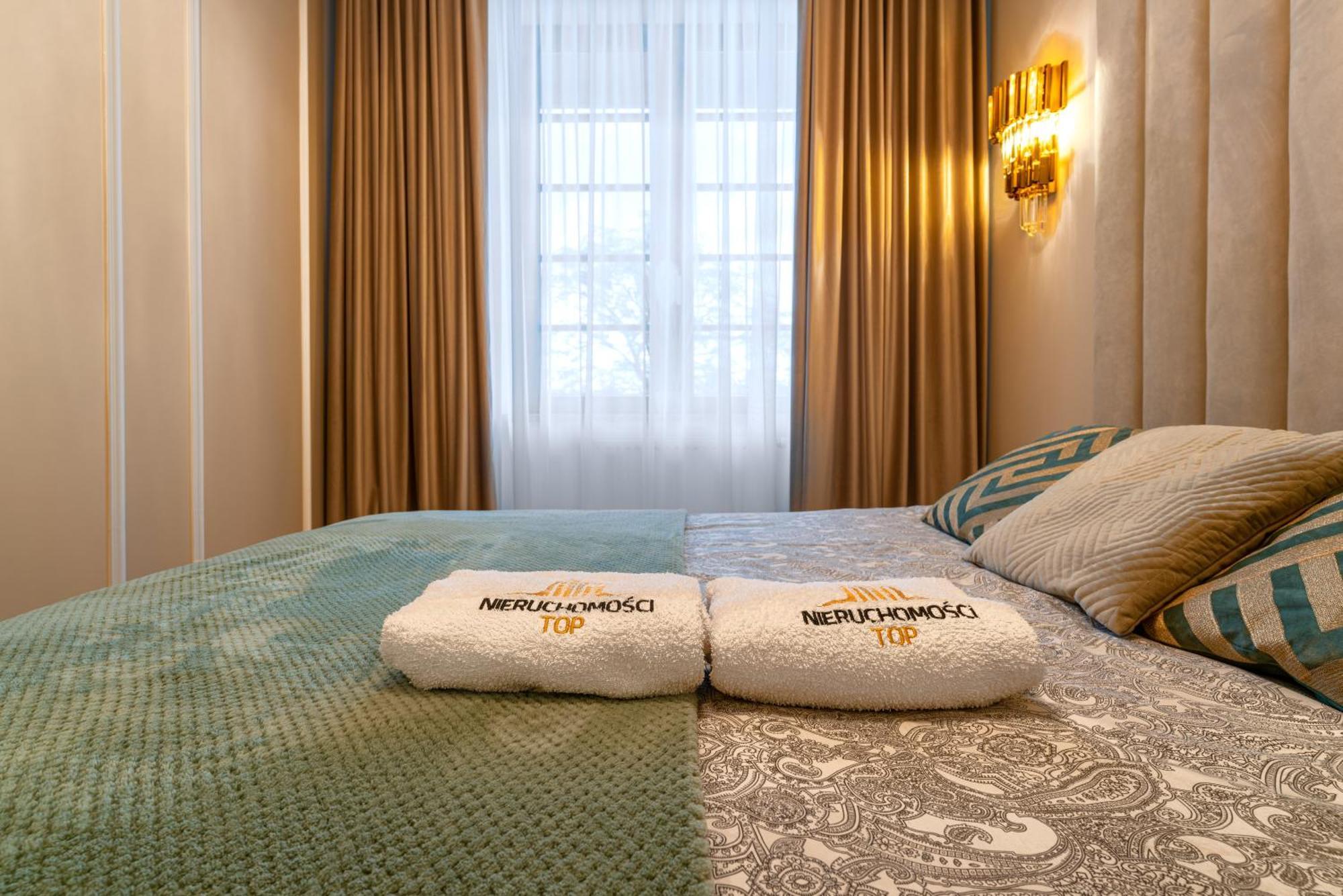 Apartament Versace Jana Pawla Wrocław Exteriör bild